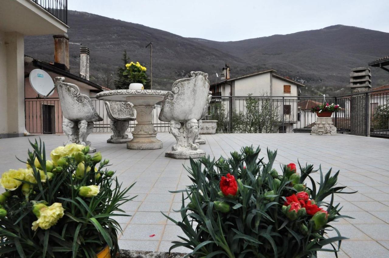 Albergo Rio Canistro Buitenkant foto